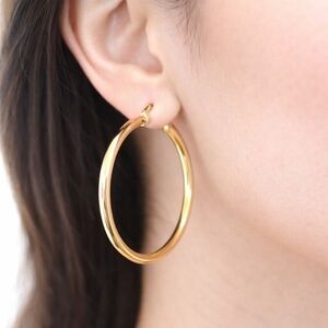 BOLD elements Elegant Gold tone Hoop Earrings - Women's Fashion Jewelry